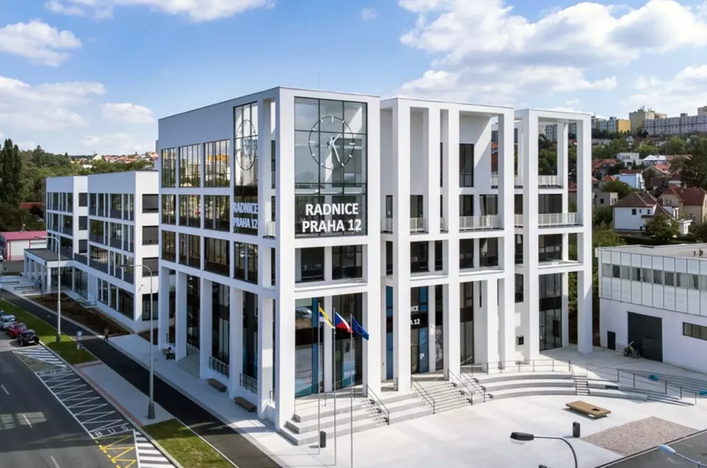 Radnice Prahy 12